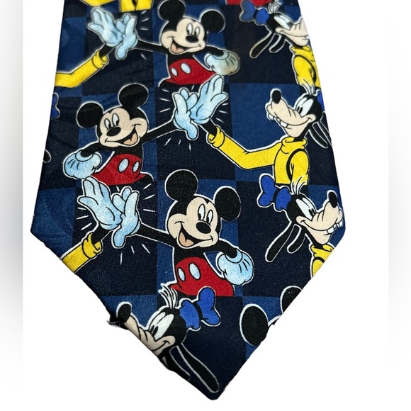 Mickey Unlimited Tie Vintage Disney Blue with Mickey & Goofy High Five - Picture 4 of 7